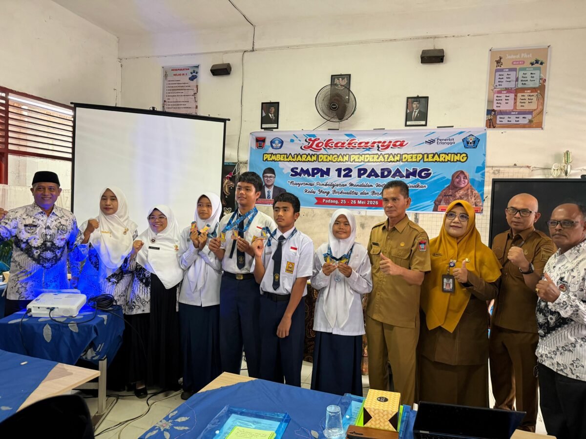 Sabet Juara 3 Kota Padang, Atlet Multi-Medalis SMPN 12 Tampil Perkasa di O2SN 2026