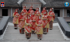 Lagu Indonesia Raya dan Mars Kota Padang